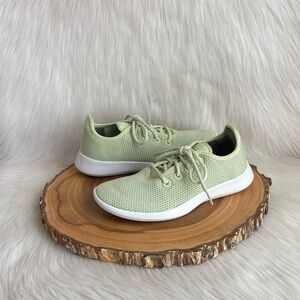 Allbirds Women's Sneakers in Light Green and White